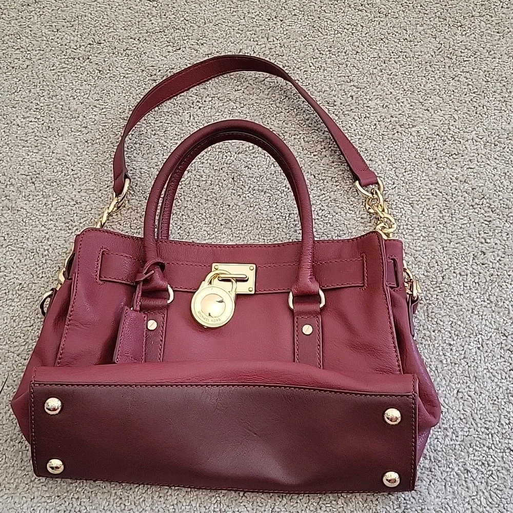 Michael Kors Leather Shoulder Bag